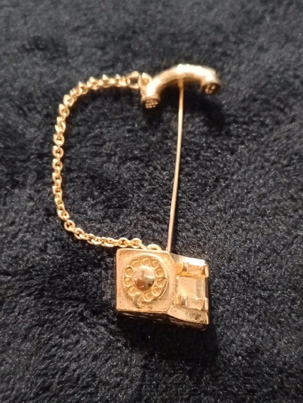 Avon Gold Tone Vintage Telephone Brooch Pin